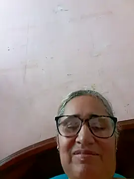  candi online show from October 5, 3:43 pm