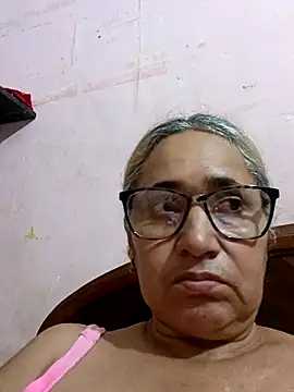  candi online show from October 18, 2:14 am