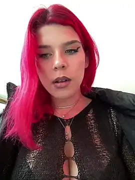 Snapshot of RiriRoseey chatting on January 21, 11:24 am RiriRoseey online show from January 21, 11:24 am