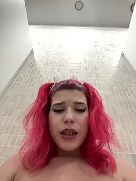 Snapshot of RiriRoseey chatting on January 30, 11:33 am RiriRoseey online show from January 30, 11:33 am