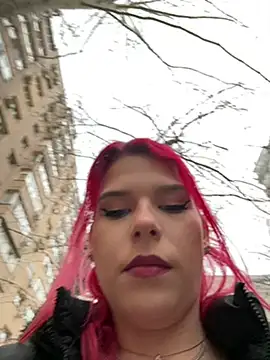 Snapshot of RiriRoseey chatting on February 3, 7:51 am RiriRoseey online show from February 3, 7:51 am