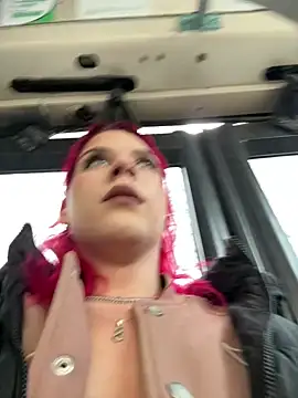 Snapshot of RiriRoseey chatting on February 13, 8:06 am RiriRoseey online show from February 13, 8:06 am