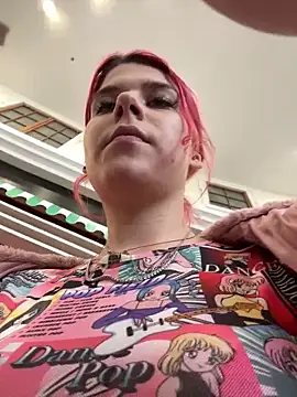 Snapshot of RiriRoseey chatting on February 23, 1:21 pm RiriRoseey online show from February 23, 1:21 pm