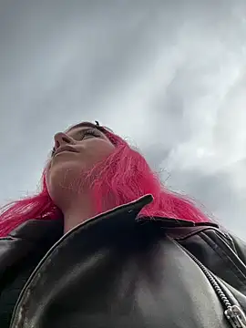 Snapshot of RiriRoseey chatting on March 12, 8:51 am RiriRoseey online show from March 12, 8:51 am