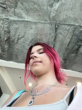 Snapshot of RiriRoseey chatting on September 14, 8:13 am RiriRoseey online show from September 14, 8:13 am