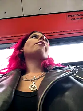 Snapshot of RiriRoseey chatting on September 30, 6:40 am RiriRoseey online show from September 30, 6:40 am