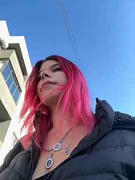 Snapshot of RiriRoseey chatting on October 19, 6:47 am RiriRoseey online show from October 19, 6:47 am