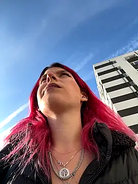 Snapshot of RiriRoseey chatting on October 22, 6:46 am RiriRoseey online show from October 22, 6:46 am