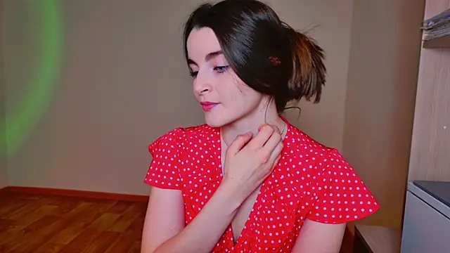 Miss Arwen online show from January 28, 5:14 pm