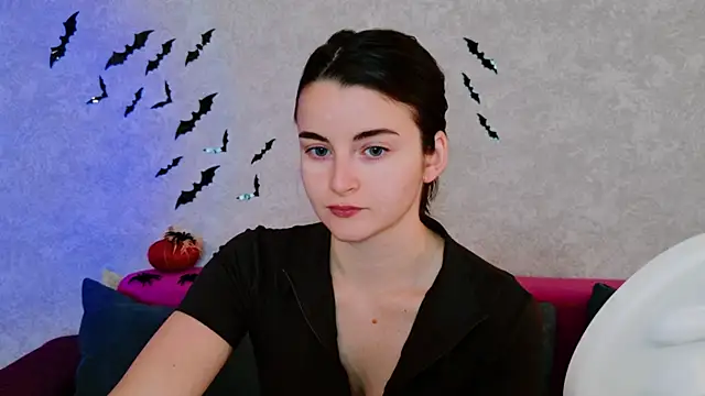 Miss Arwen online show from October 13, 3:28 am