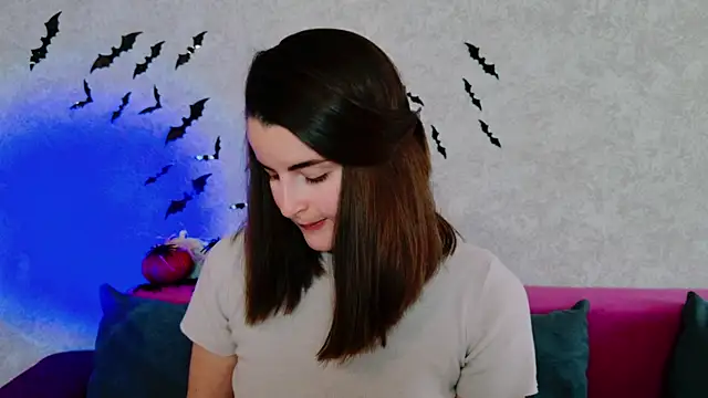 Miss Arwen online show from October 20, 3:07 am