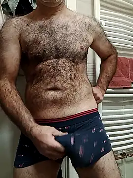 Snapshot of takcikarr chatting on November 24, 5:56 pm takcikarr online show from November 24, 5:56 pm