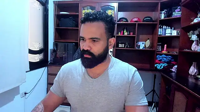 Snapshot of Drako_Argentii chatting on December 2, 12:40 pm Drako Argentii online show from December 2, 12:40 pm