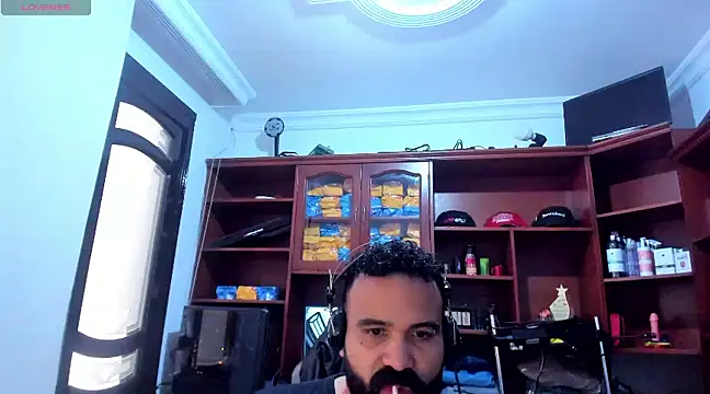 Snapshot of Drako_Argentii chatting on January 10, 2:13 pm Drako Argentii online show from January 10, 2:13 pm