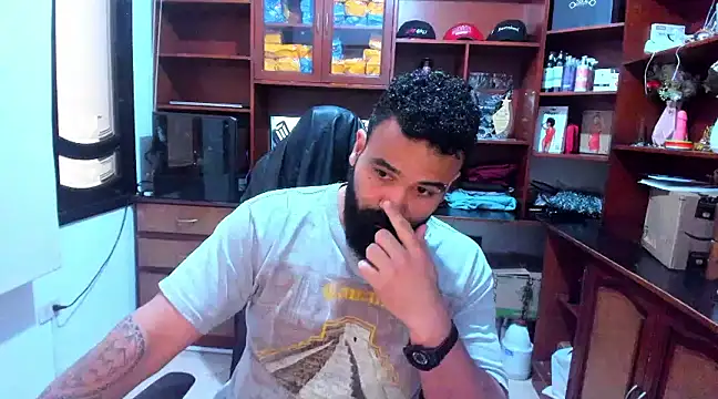 Snapshot of Drako_Argentii chatting on January 18, 12:15 pm Drako Argentii online show from January 18, 12:15 pm