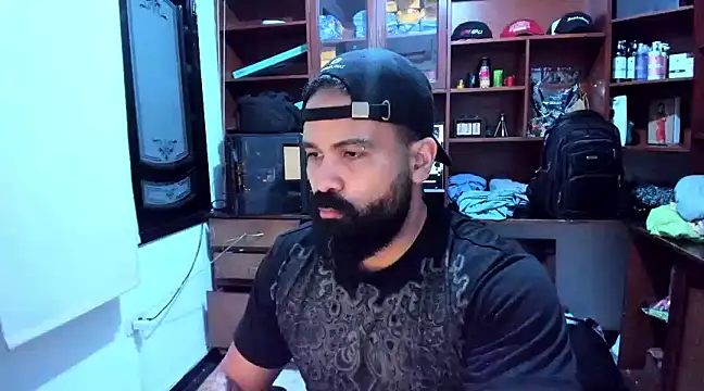 Snapshot of Drako_Argentii chatting on January 24, 3:32 am Drako Argentii online show from January 24, 3:32 am