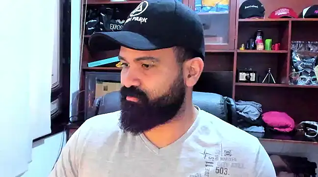 Snapshot of Drako_Argentii chatting on January 31, 3:33 pm Drako Argentii online show from January 31, 3:33 pm