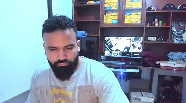 Snapshot of Drako_Argentii chatting on February 9, 6:54 am Drako Argentii online show from February 9, 6:54 am