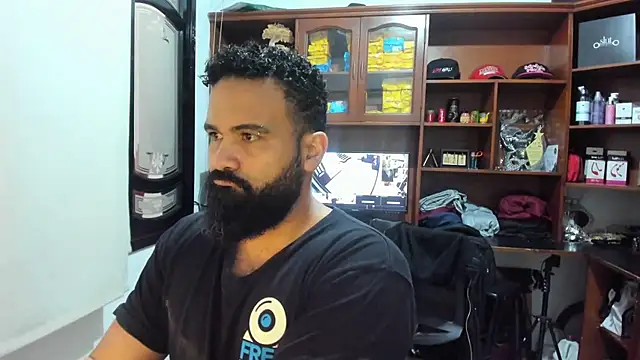 Snapshot of Drako_Argentii chatting on February 20, 4:03 pm Drako Argentii online show from February 20, 4:03 pm