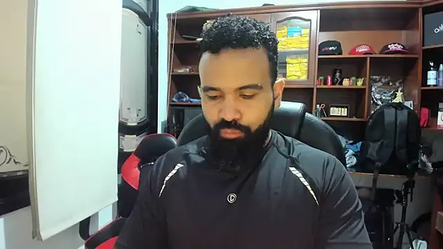 Snapshot of Drako_Argentii chatting on February 22, 12:51 pm Drako Argentii online show from February 22, 12:51 pm