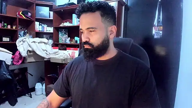 Snapshot of Drako_Argentii chatting on March 9, 3:22 am Drako Argentii online show from March 9, 3:22 am