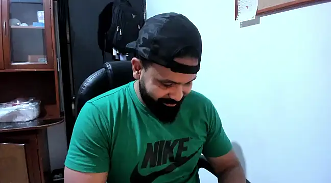 Snapshot of Drako_Argentii chatting on March 21, 12:29 am Drako Argentii online show from March 21, 12:29 am