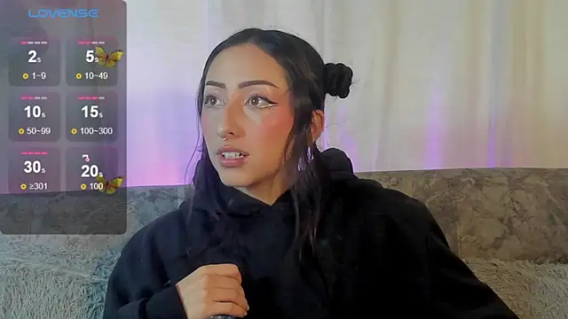 v1cky  online show from February 20, 9:42 pm