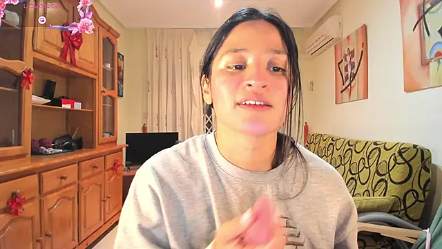 bella apont online show from January 19, 7:15 pm