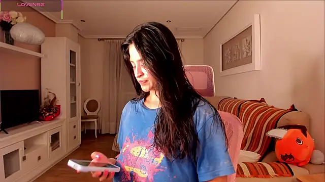 bella apont online show from September 20, 10:44 pm