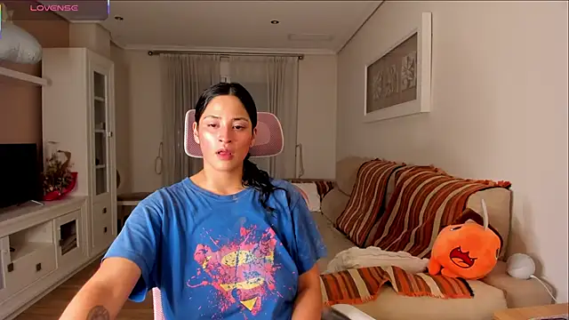 bella apont online show from September 24, 9:51 pm