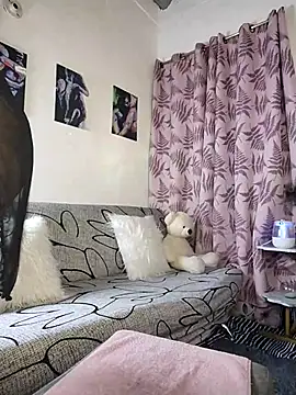 Charlotte Bayron online show from October 23, 12:32 am