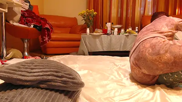 Snapshot of LovelyAndraGirl chatting on September 27, 2:00 pm LovelyAndraGirl online show from September 27, 2:00 pm