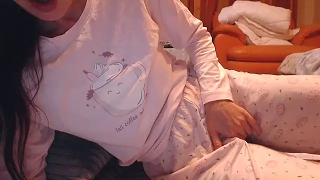 Snapshot of LovelyAndraGirl chatting on October 29, 9:16 pm LovelyAndraGirl online show from October 29, 9:16 pm