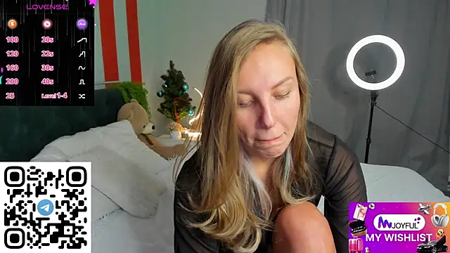 Snapshot of Kelly_Hardy chatting on January 20, 7:04 am Kelly Hardy online show from January 20, 7:04 am