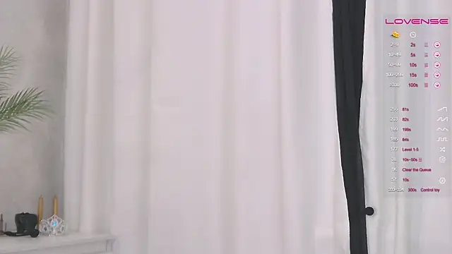 -MARIDRAGON- online show from January 18, 1:40 pm