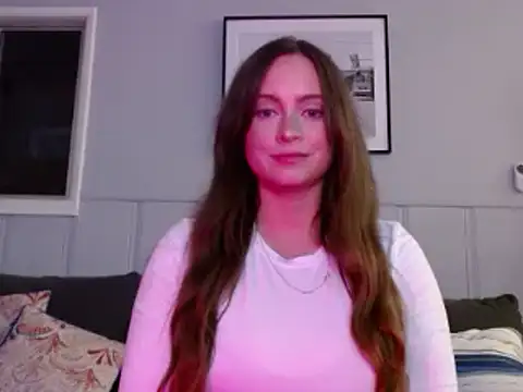 Snapshot of Sophie_Raegan chatting on March 7, 11:51 am Sophie Raegan online show from March 7, 11:51 am