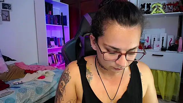 Amarantha 666 online show from December 12, 2:15 am