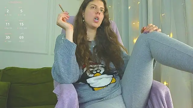 Snapshot of Sereta_Finn chatting on December 17, 1:38 pm Sereta Finn online show from December 17, 1:38 pm