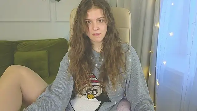 Snapshot of Sereta_Finn chatting on December 30, 10:43 am Sereta Finn online show from December 30, 10:43 am