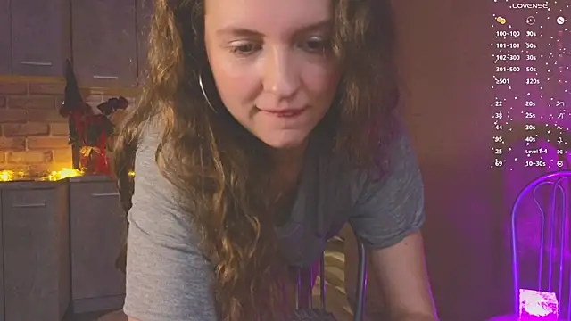 Snapshot of Sereta_Finn chatting on November 9, 10:46 am Sereta Finn online show from November 9, 10:46 am