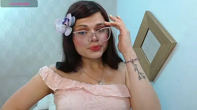 dayis butera online show from October 22, 11:43 am