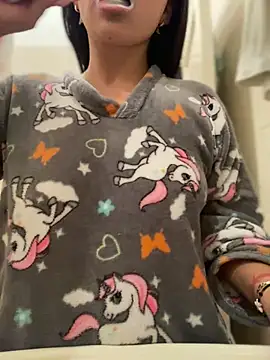 CharlotteScotte online show from December 28, 9:31 am