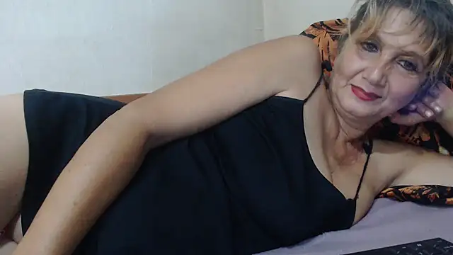 Snapshot of Andra_Love chatting on September 8, 9:25 pm Andra Love online show from September 8, 9:25 pm