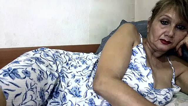 Snapshot of Andra_Love chatting on October 10, 8:08 pm Andra Love online show from October 10, 8:08 pm