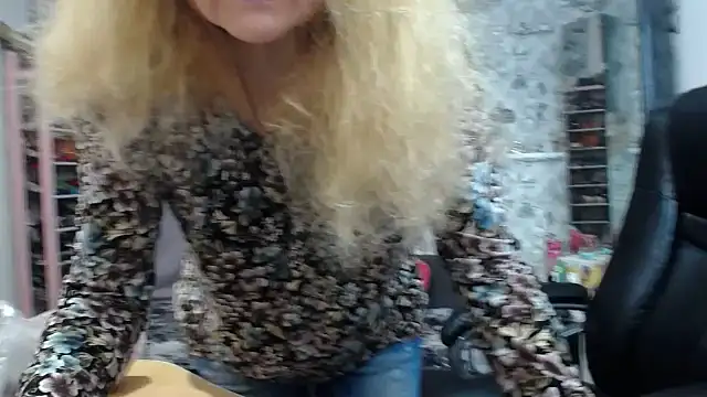 Helen1974 online show from October 7, 9:45 pm