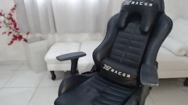 ANNA------ online show from December 29, 9:39 am