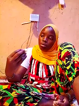 Snapshot of cute_naimah chatting on November 14, 2:05 pm cute naimah online show from November 14, 2:05 pm