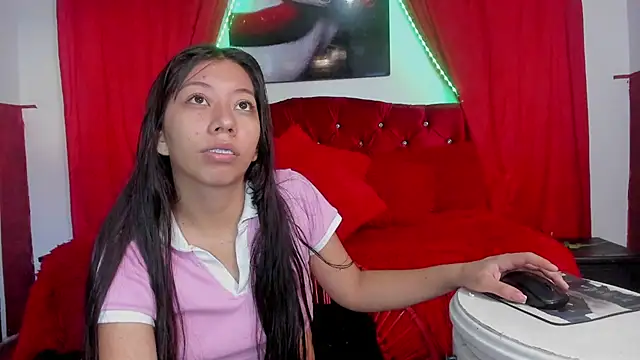 Snapshot of sexylaurita chatting on January 30, 12:06 pm sexylaurita online show from January 30, 12:06 pm