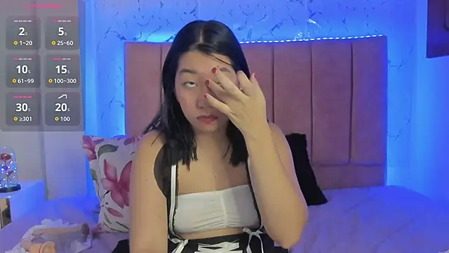 Snapshot of sexylaurita chatting on September 24, 1:47 pm sexylaurita online show from September 24, 1:47 pm