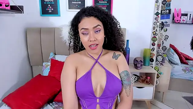 Zoe Gruber online show from January 11, 1:59 am